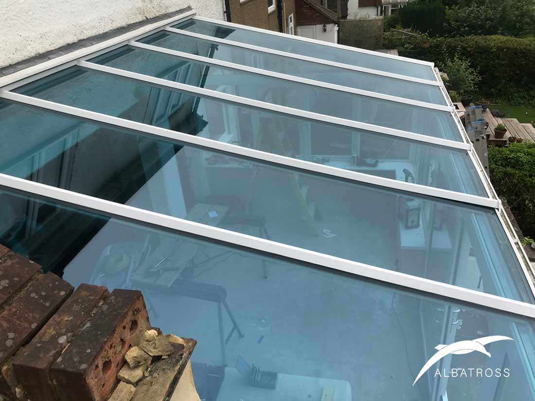 سقف متحرک شیشه ای لمینت