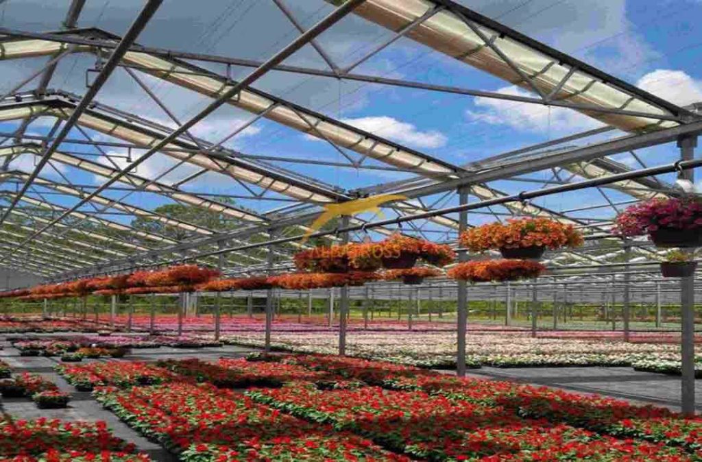 اولین سقف متحرک گلخانه جهان